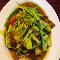 ตำแตงปลาร้าหมูกรอบ