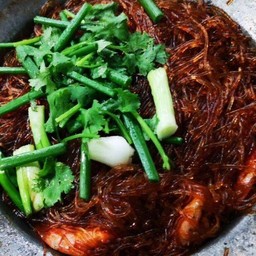 กุ้งอบวุ้นเส้น