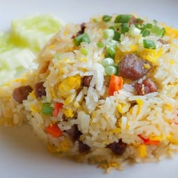 ข้าวผัดเนื้อเค็ม