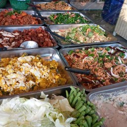 ข้าวแกง ลุงหมู ซอยเพชรเกษม77 แยก 2-7 ข้าวแกงลุงหมู ซอยเพชรเกษม77 แยก 2-7