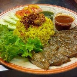 ข้าวหมกเนื้อ