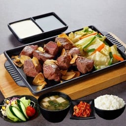 ชุดข้าวสเต็กเนื้อออสเตรเลีย
