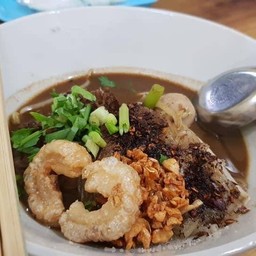 เส้นเล็กหมู