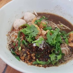 เส้นหมี่หมู