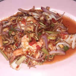 กุ้งพล่า