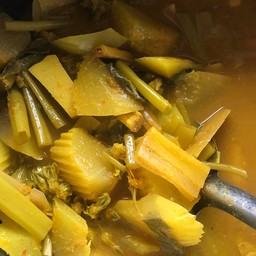 แกงส้มผักรวม