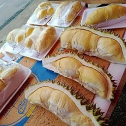 ทุเรียนชุมพร by แม่เก๋