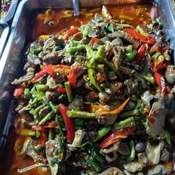 ข้าวแกงจ่าหนวดลมโชย