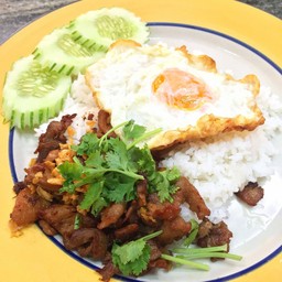 หมูทอดกระเทียม