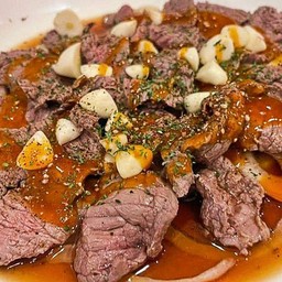 ยำเนื้อญี่ปุ่น