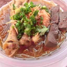 ต้มเส้นตีนไก่