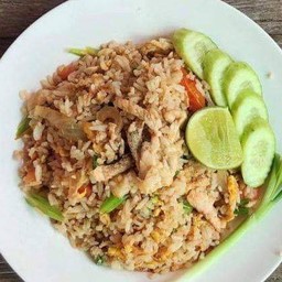 ข้าวผัดหมูสับ