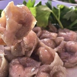 เกี๊ยวปลาลวกจิ้ม