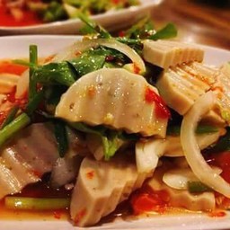 ยำหมูยอ