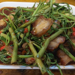 กะเฉดหมูกรอบ