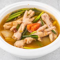 ยำแซ่บแห้งตีนไก่
