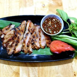 คอหมูย่าง