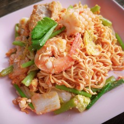 สุกี้มาม่าแห้ง+หมู