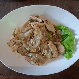 ก๋วยเตี๋ยวคั่วไก่