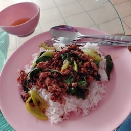 ข้าวขาหมูเมืองจันท์