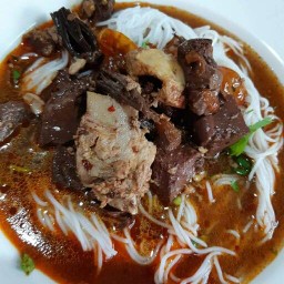 น้ำเงี้ยวเจียงฮายรสเด็ด