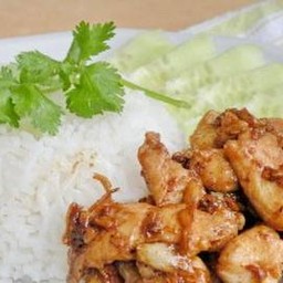 ข้าวไก่กะเทียม