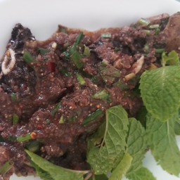 ก้อยคั่วขม