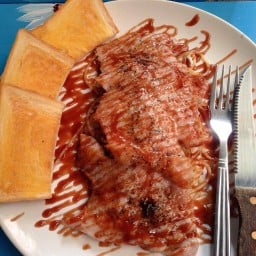 Pork Steak  Spaghetti+Garlic Bread