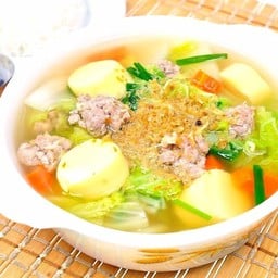 เเกงจืดเต้าหู้วุ้นเส้นหมูสับ