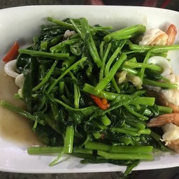 ผักบุ้งผัดทะเล