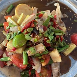 ตำหน่อไม้