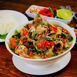 หมูทอดบ้านแขก โลตัสจรัญ 15 วัดท่าพระ