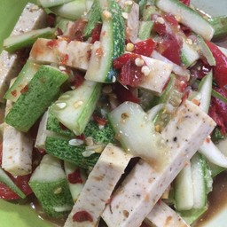 ตำแตงหมูยอ