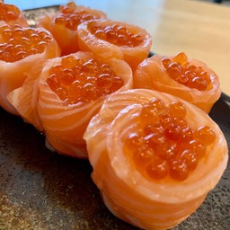 ซูชิแซลม่อนภูเขาไฟ