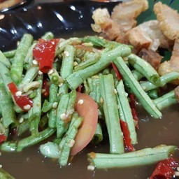 ตัำถัวหมูกรอบ