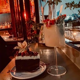 DARK BEER CAKE