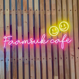 Faamsuk’cafe ฟามสุข