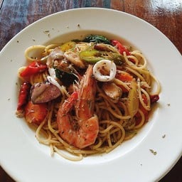 สปาเก็ตตี้ผัดขี้เมาทะเล
