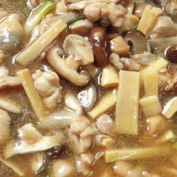 ข้าวราดหน้าไก่ราชวงศ์
