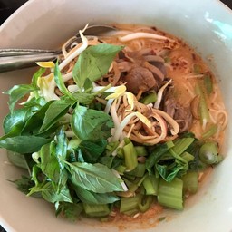ขนมจีนป้าตุ๊ก by นายอั๋น
