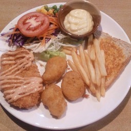สเต็กไก่กรอบ+นักเก็ตไก่