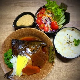 (704)เซ็ทหัวปลาแซลมอนต้มซีอิ๊วโปรโมชั่นลดราคาจาก 300 บาท