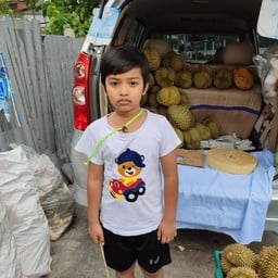 นัธ+เจ้นี้ผลไม้ทุเรียน