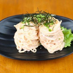 สลัดสปาเก็ตตี้ไข่ปลาเมนไตโกะ
