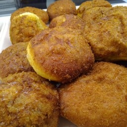 โดนัทเคอรี่หมู