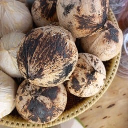 ล้านมะพร้าวน้ำหอม เฮียชาญ