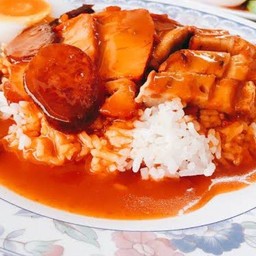 ร้านก๋วยเตี๋ยว "บ้านเรา"