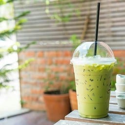 ป้าน้อยน้ำหวาน