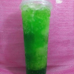 โซดาชากาแฟ หน้าร้านแว่น เยื่อง ธนาคารออมสิน