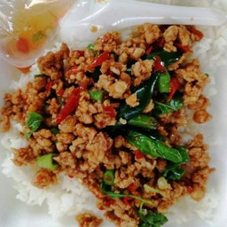 กะเพราหมูสับ